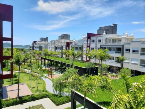 Apartamento em frente à praia do Campeche